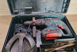 Location outil Perceuse à percussion Sans-fil Bosch près de Jauldes