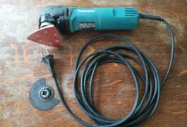 Location outil Outils multifonctions vibrant  Makita près de Vern-sur-Seiche