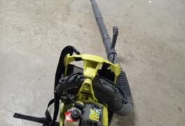 Location outil Souffleur à feuille Thermique Ryobi près de Cergy