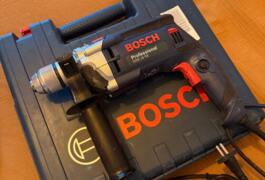 Location outil Perceuse à percussion électrique Bosch près de Paris
