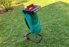 Location outil Broyeur de végetaux électrique Bosch près de Longeville-lès-Metz