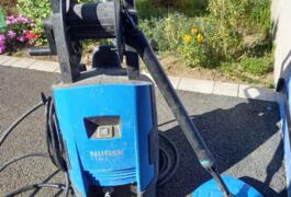 Location outil Nettoyeur haute pression électrique près de Tigy
