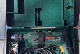 Location outil Perceuse à percussion électrique Bosch près de Lugny
