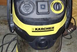 Location outil Aspirateur eau poussière électrique Karcher près de Vallon-Pont-d'Arc