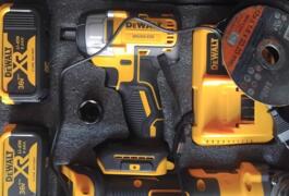 Location outil Clé à choc électrique Dewalt près de Corbeil-Essonnes