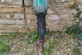 Location outil Marteau piqueur électrique Hikoki près de Airvault