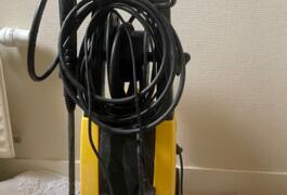 Location outil Nettoyeur haute pression électrique Karcher près de Orléans