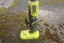 Location outil Visseuse électrique Ryobi près de Besançon