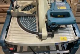 Location outil Scie sur table et coupe d&#039;onglets Makita LF1000  Makita près de Soultzmatt