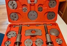 Location outil Repousse piston frein  près de Gigean