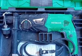 Location outil Burineur perforateur électrique Hikoki près de Bourg-en-Bresse