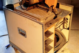 Location outil Tronçonneuse onglet Metal 300mm électrique Dewalt près de La rochelle