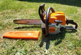 Location outil Tronçonneuse à bois Thermique Stihl près de Hourtin
