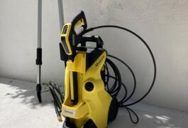 Location outil Nettoyeur haute pression électrique Karcher près de Saint-Maur-des-Fossés