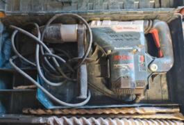 Location outil Burineur perforateur électrique Bosch près de Sinceny
