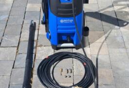 Location outil Nettoyeur de terrasse brosse rotative électrique près de Lugny