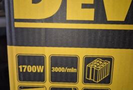 Location outil Scie alligator électrique Dewalt près de Mûrs-Erigné