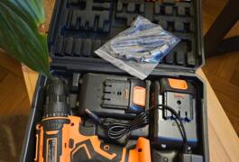 Location outil Perceuse Visseuse Sans Fil 20V, Visseuse Devisseuse Sans Fil avec 2 Batteries  près de Courbevoie