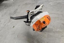 Location outil Souffleur Thermique Stihl près de Anthy-sur-Léman