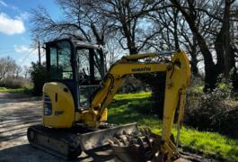 Location outil Mini pelle Avec Livraison près de Grosbreuil