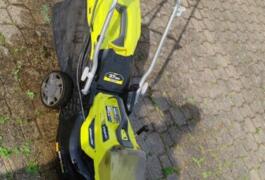Location outil Tondeuse à gazon électrique Ryobi près de Bourges