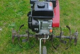 Location outil Motobineuse Thermique près de Niort