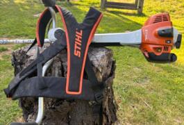 Location outil Débroussailleuse Thermique Stihl près de Torce en vallee