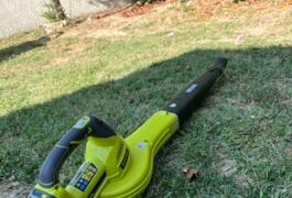 Location outil Souffleur à feuille électrique Ryobi près de Les Matelles
