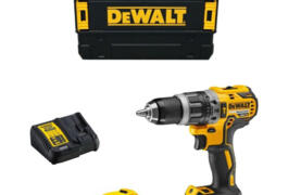 Location outil Perceuse visseuse Sans-fil Dewalt près de Locqueltas