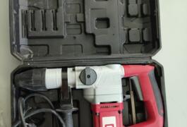 Location outil Perforateur PRH 850w  près de Paris