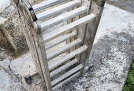 Location outil Échelle transformable alu près de Peille
