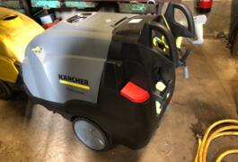 Location outil Karcher eau chaude  Karcher près de Champcevinel