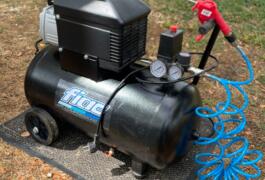 Location outil Compresseur électrique près de La Jarrie-Audouin