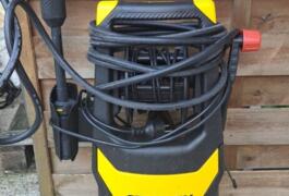 Location outil Karcher électrique près de Dangu
