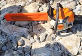 Location outil Tronçonneuse Thermique Stihl près de Artenay