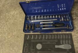 Location outil Coffret clés à douilles Coffret près de Vanves