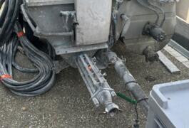 Location outil Machine à crépis  près de Le Drennec
