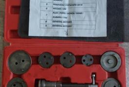 Location outil Repousse piston frein  près de Cazères