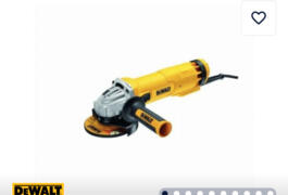 Location outil Meuleuse disqueuse 230mm Dewalt près de Orléans