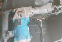 Location outil Burineur perforateur électrique Ryobi près de La Garde
