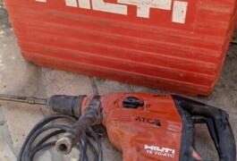 Location outil Burineur perforateur électrique Hilti près de Castelnau-de-Médoc