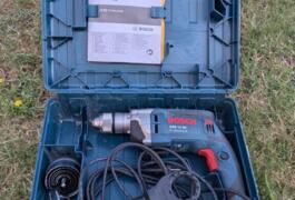 Location outil Perceuse électrique Bosch près de Oudon