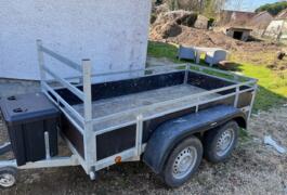 Location outil Remorque double essieux Moins de 750kg près de Boigny-sur-Bionne