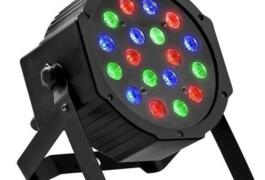 Location outil Lot 12 PARs Led RGB Lumière dmx  près de Joinville-le-Pont