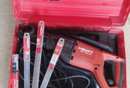 Location outil Scie sabre électrique Hilti près de Saint-Étienne-d'Orthe