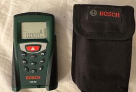 Location outil Télémètre laser Bosch PLR 30  Bosch près de Paris