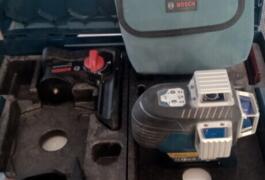 Location outil Traceur laser  Bosch près de Coudekerque-Branche
