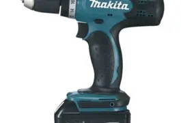 Location outil Perceuse à percussion Sans-fil Makita près de Bordeaux