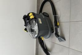Location outil Shampouineuse  Karcher près de Angers