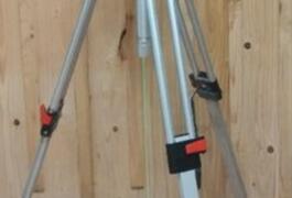 Location outil Niveau laser Wurth près de Arthez-de-Béarn